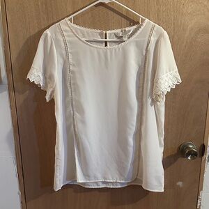 LC Lauren Conrad Ivory Lace Sleeve Blouse
